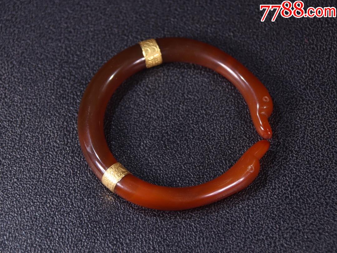 辽金玛瑙包金鸳鸯扭手镯