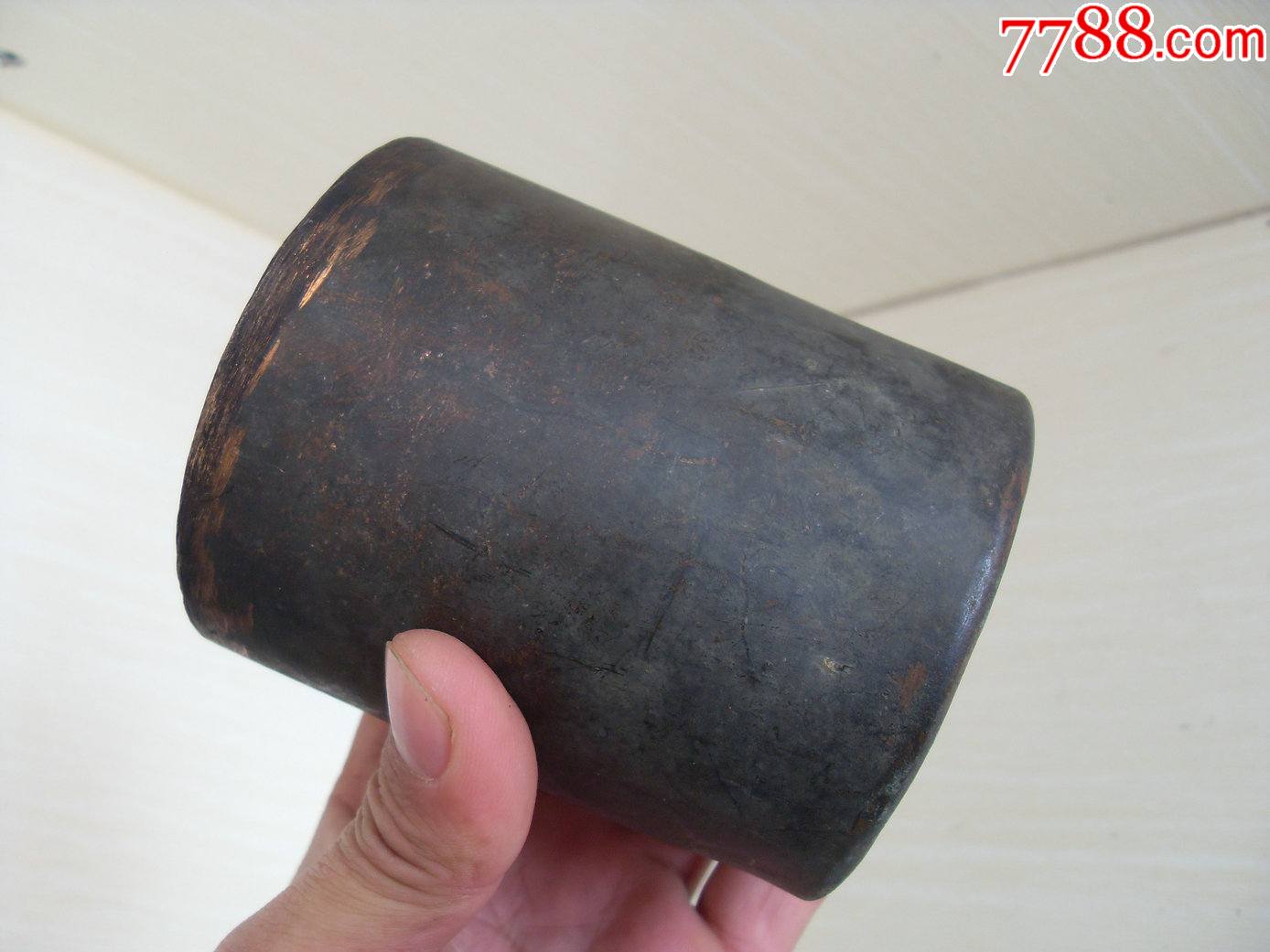 全网罕见这样的老玩意经典的老紫铜笔筒