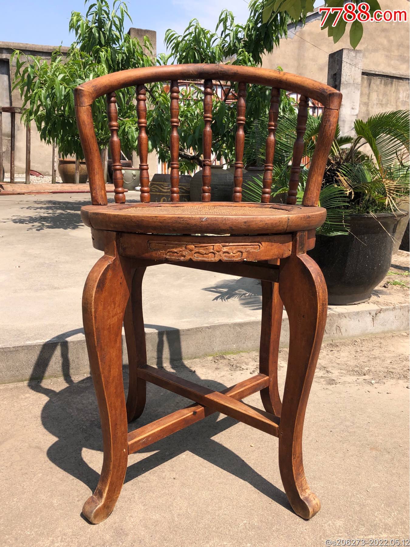 晚清民国精美藤面圆面笔杆靠背椅