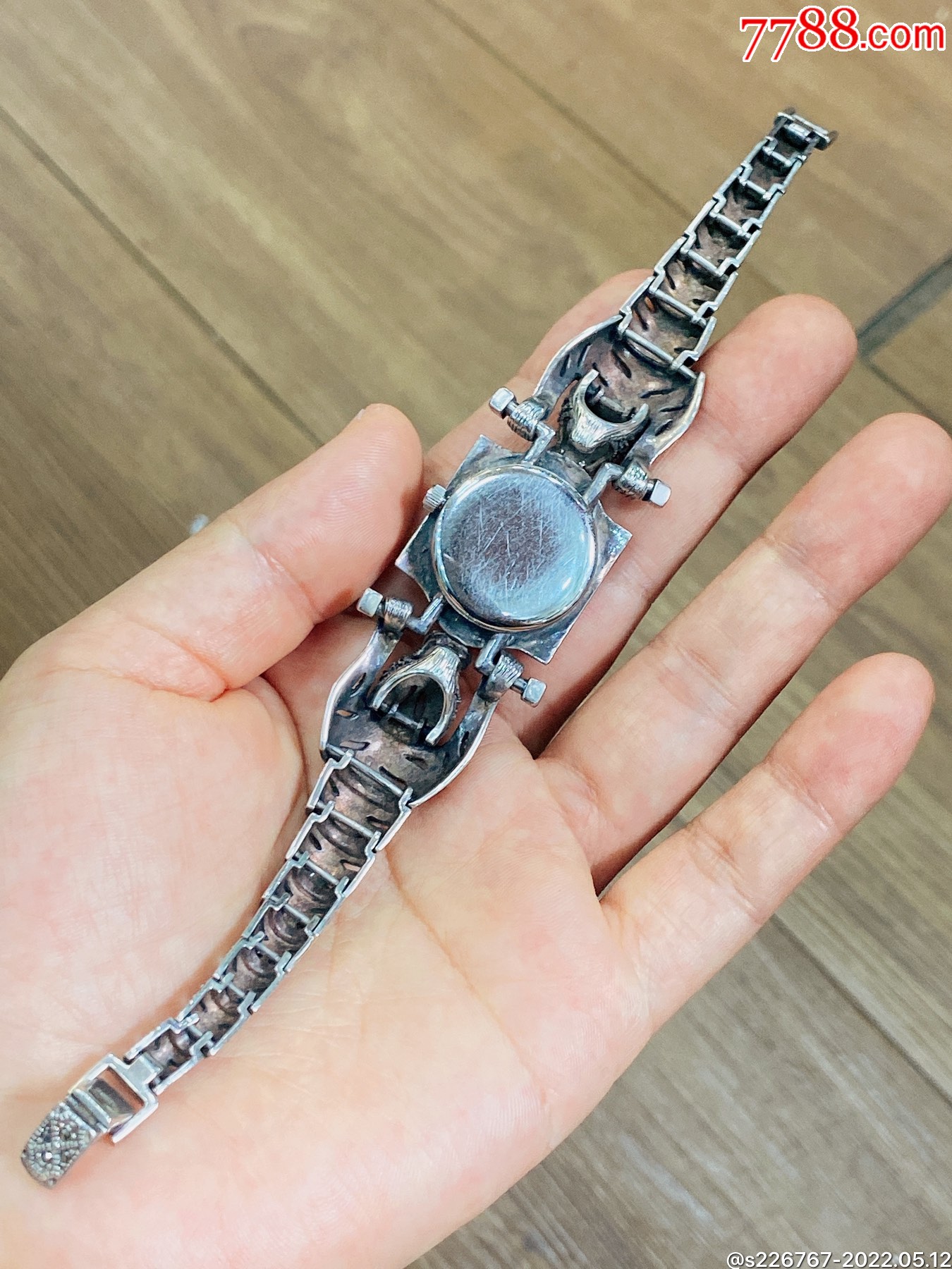 回流纯银马赛克镶嵌红宝石矿石瑞兽手表