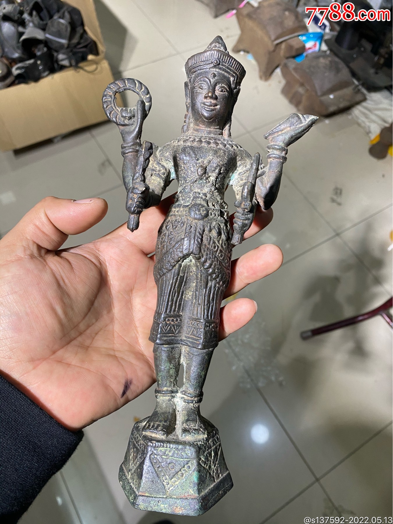 6008品99民国时期流金佛像￥1,5008品99民国四壁拿法器的铜佛站像