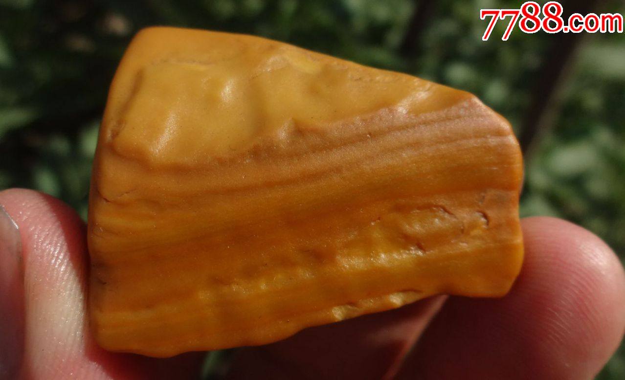 新疆沙漠漆原石1