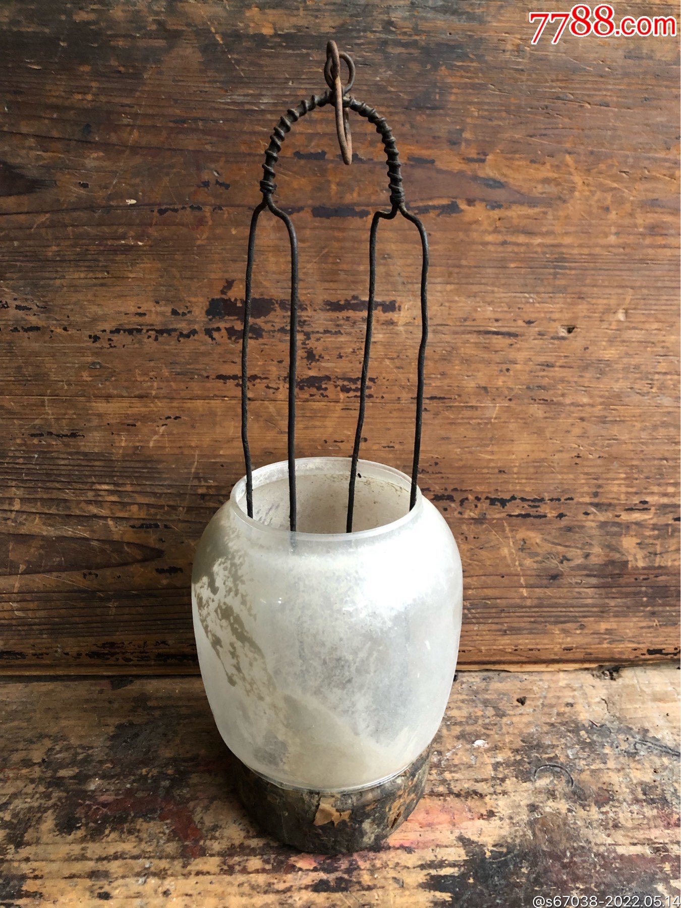 早期带玻璃罩防风灯蜡烛灯老灯具古灯具带木底座