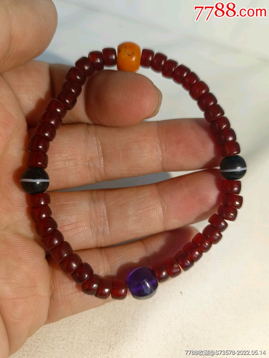 以前收藏酒红西玛多宝手串