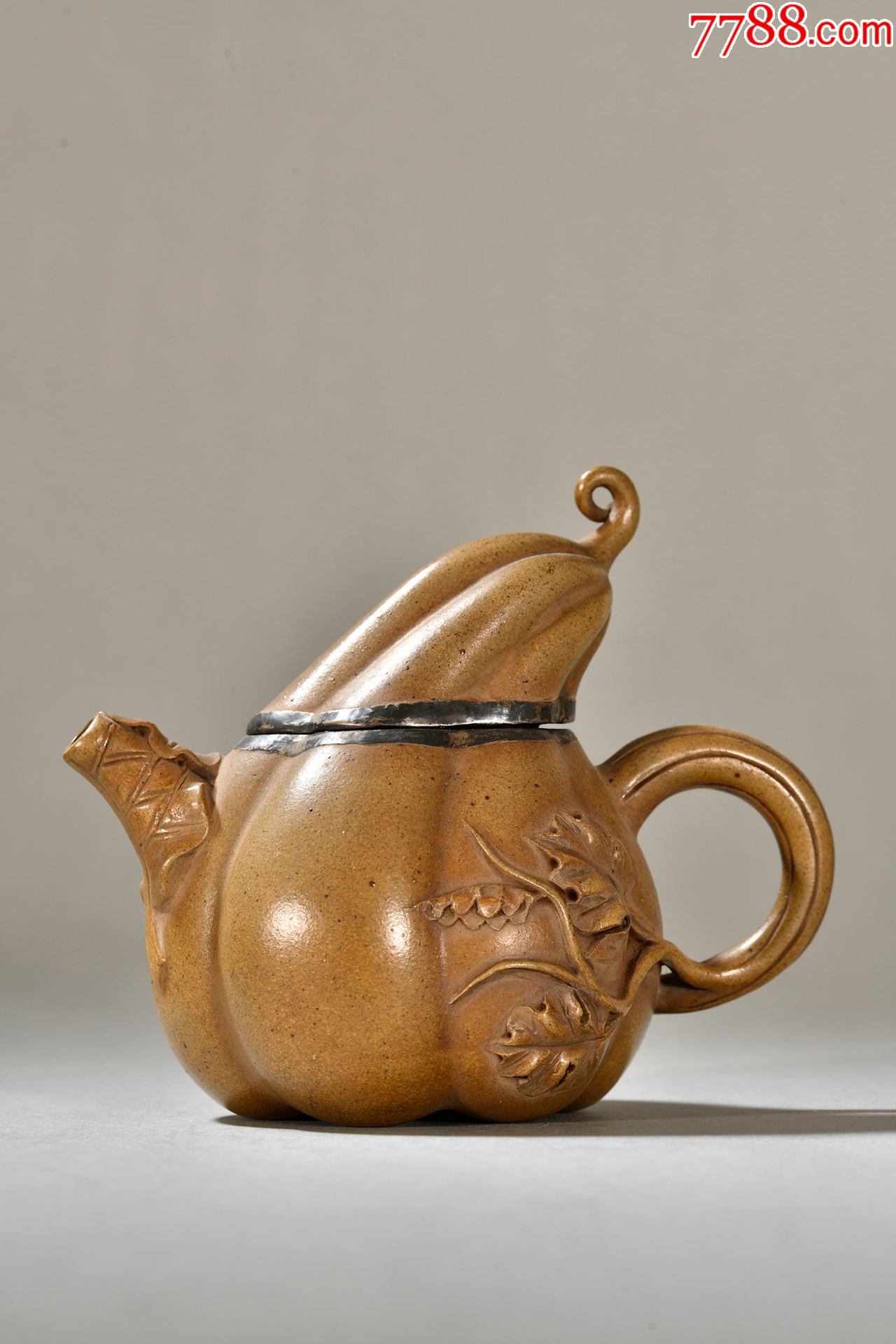 紫砂段泥瓜形茶壶