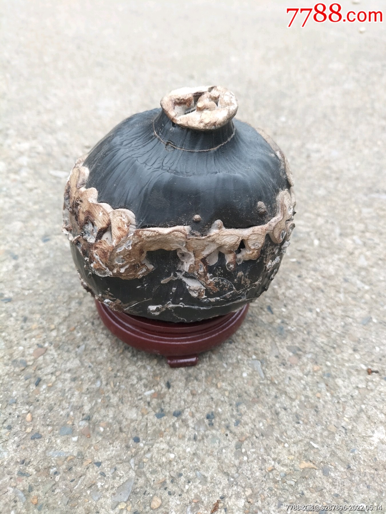 石酒坛奇石摆件石胆石奇葩石