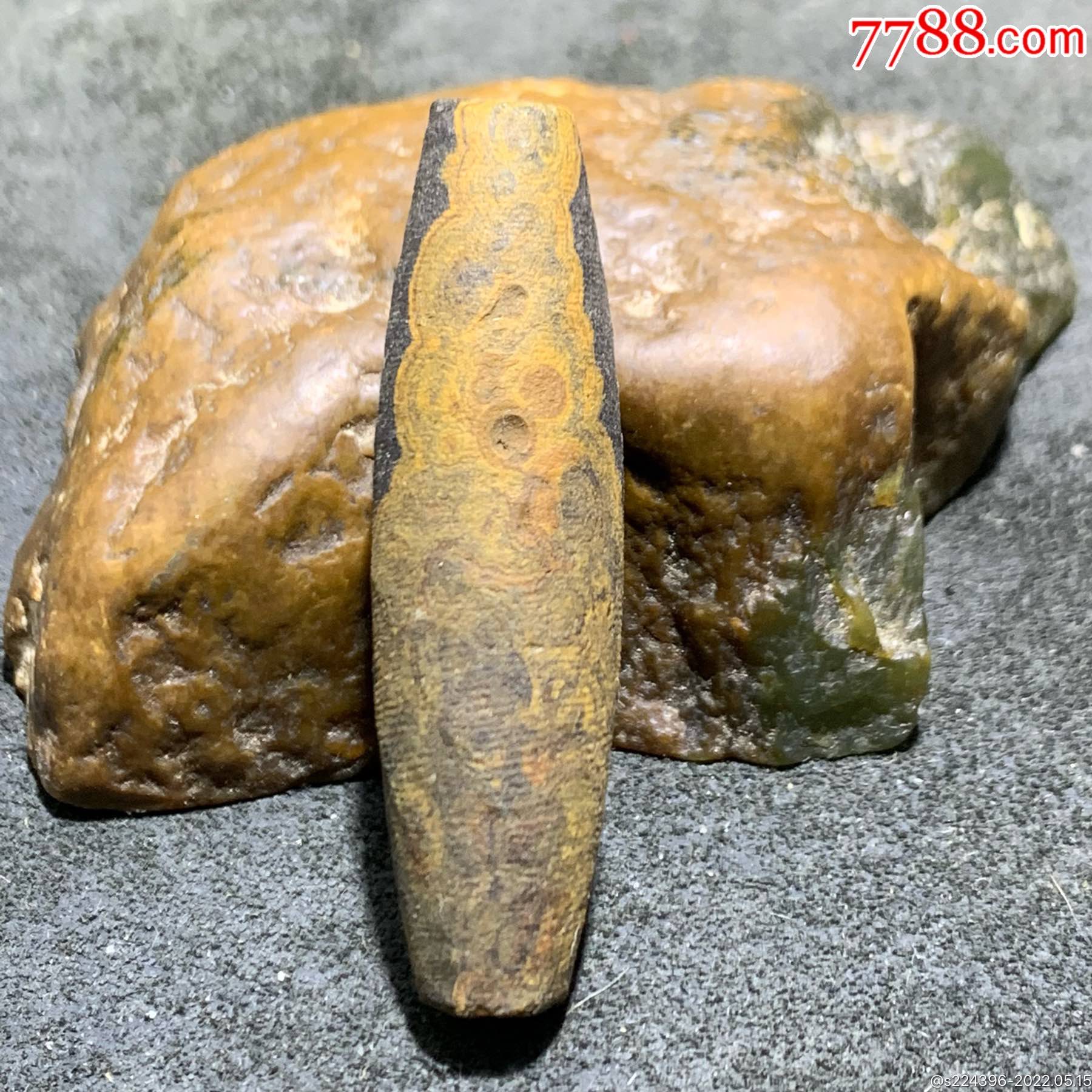 亚光冰飘天眼九眼页岩随形天珠一颗