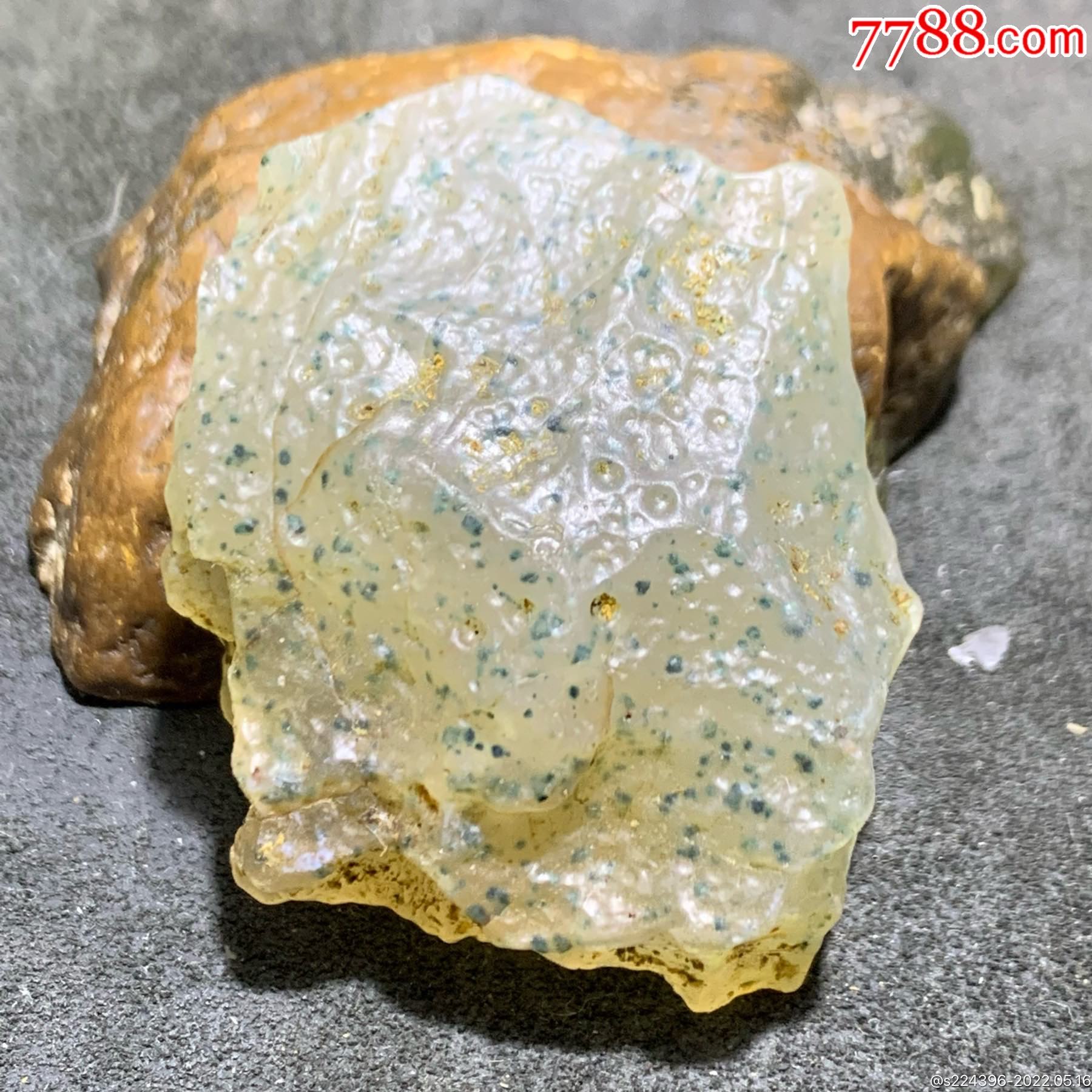 戈壁滩玛瑙原石品种图片