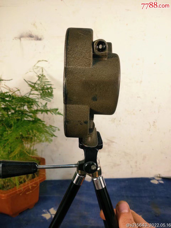 二战时期日本战地记者使用的爱尔莫elmo胶片摄影机使用8mm胶片