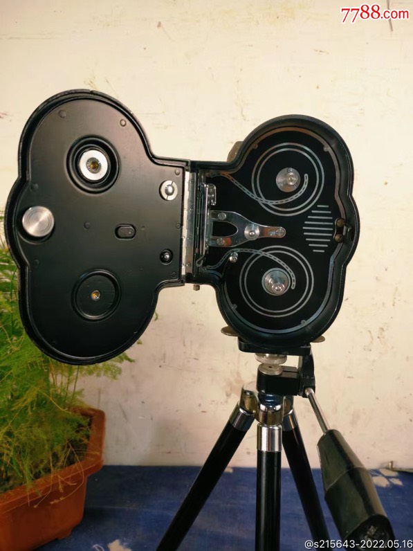 二战时期日本战地记者使用的爱尔莫elmo胶片摄影机使用8mm胶片