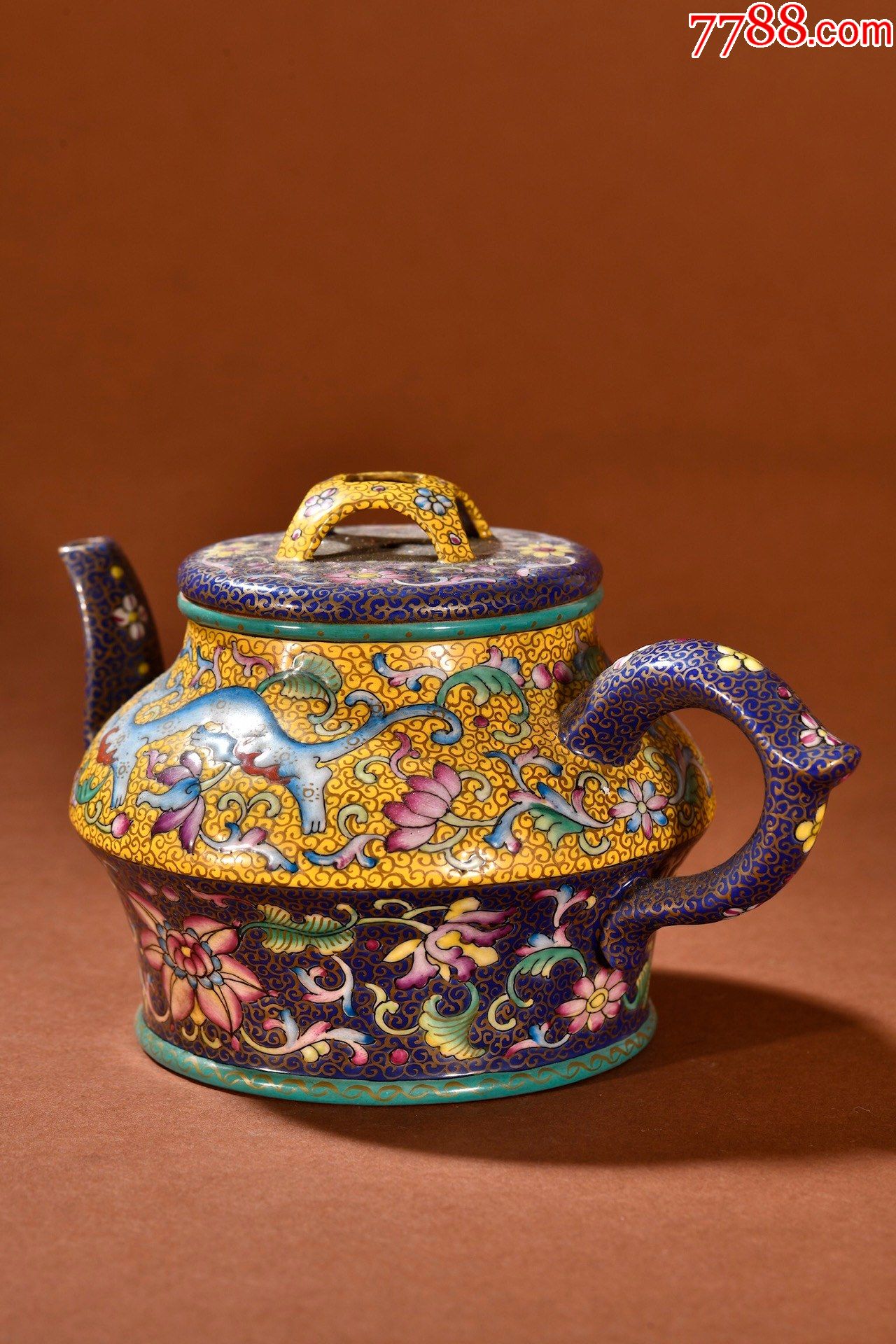 紫砂珐琅彩龙纹茶壶