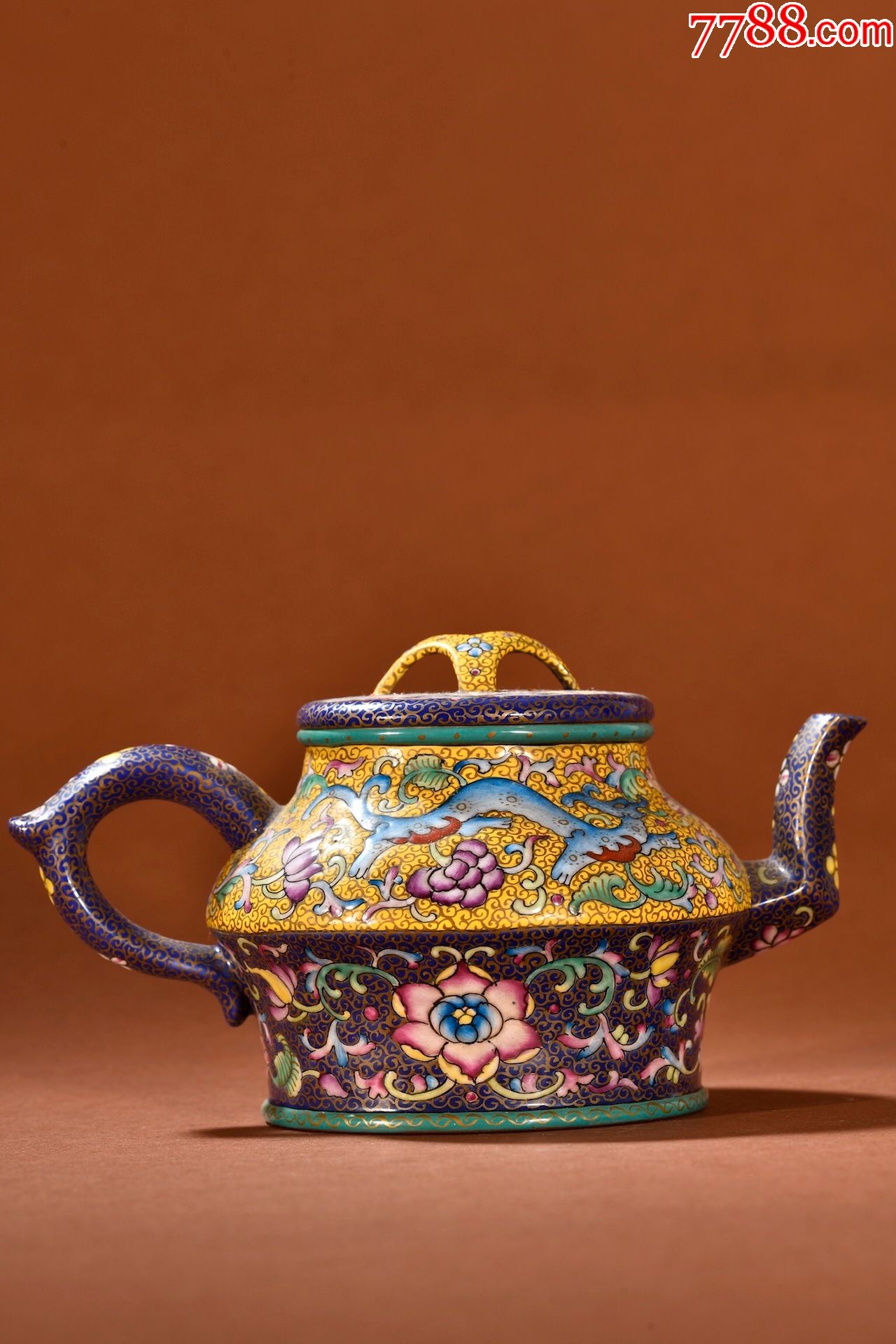紫砂珐琅彩龙纹茶壶