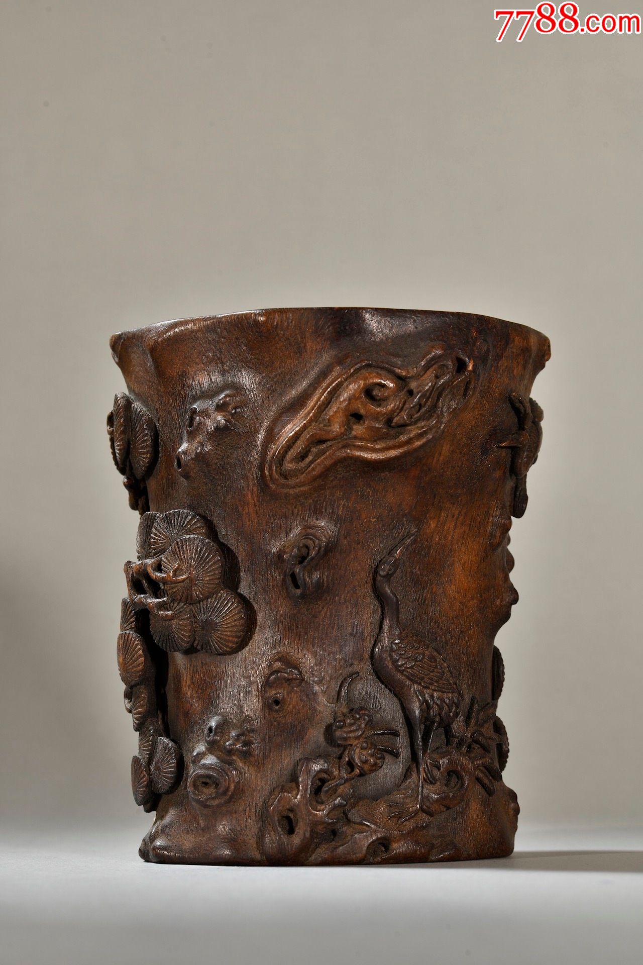 清代老沉香松鹤延年文房笔筒