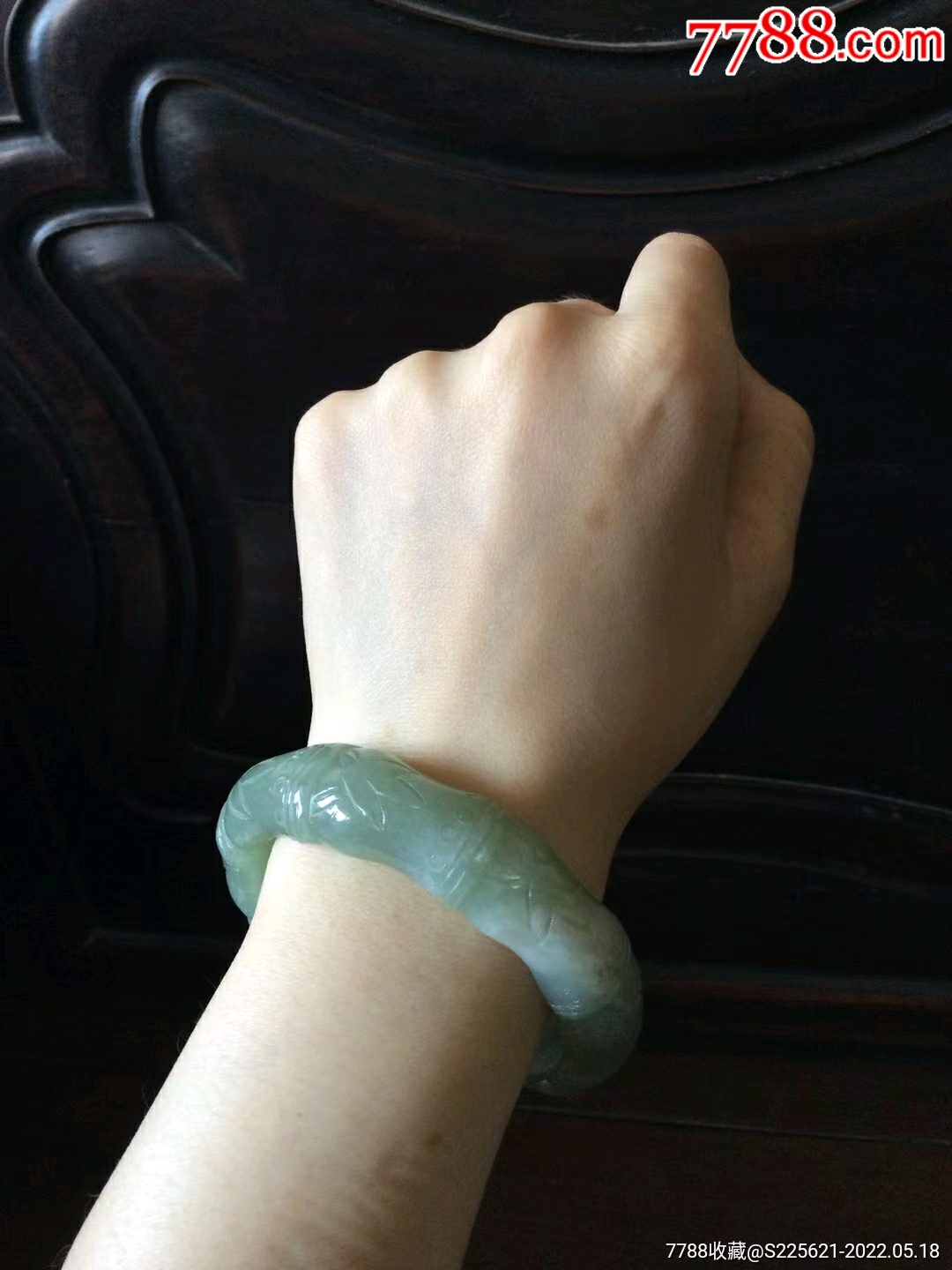 和田玉雕刻竹节纹手镯