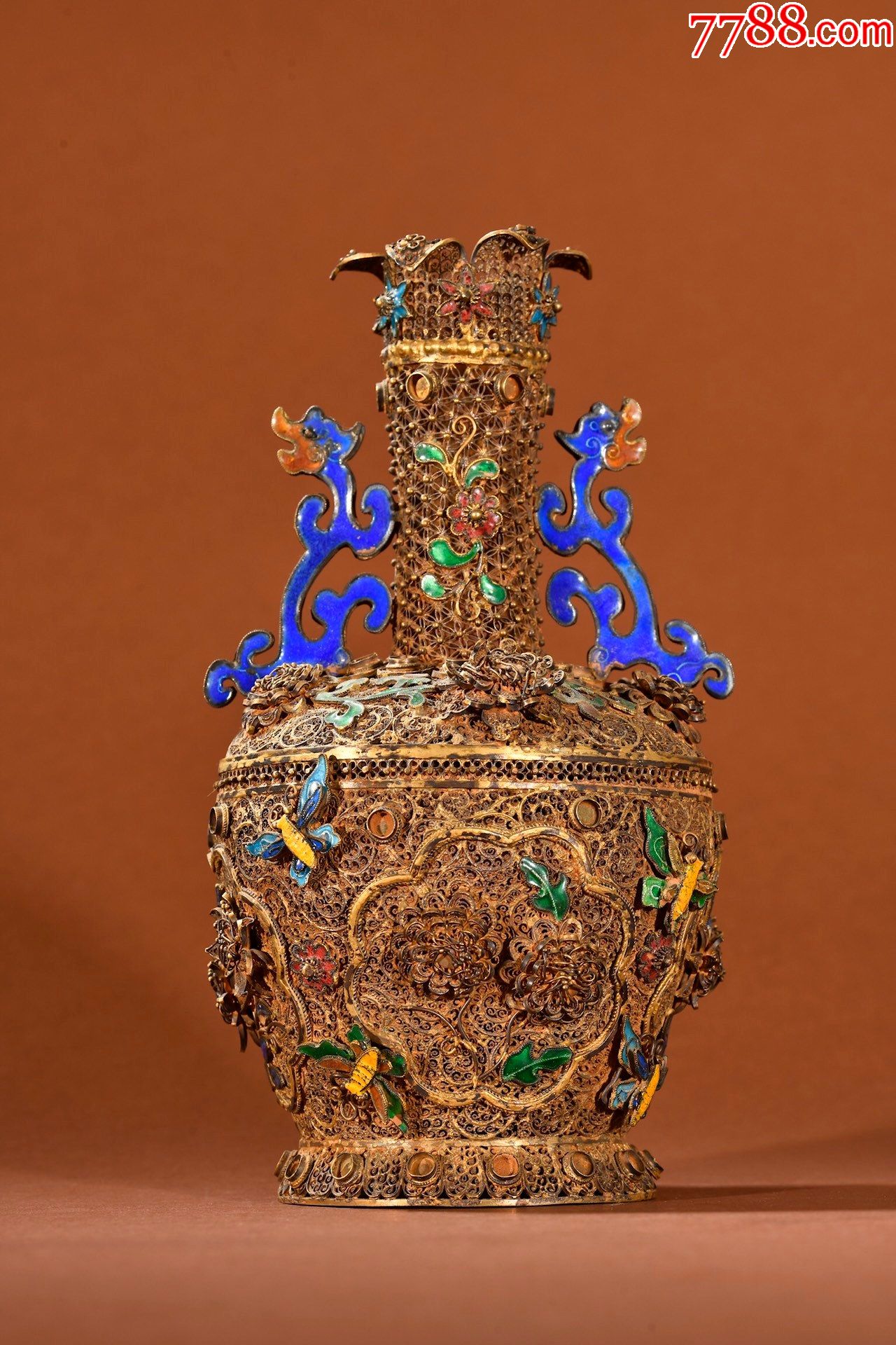 银鎏金掐丝烧蓝宫廷赏瓶