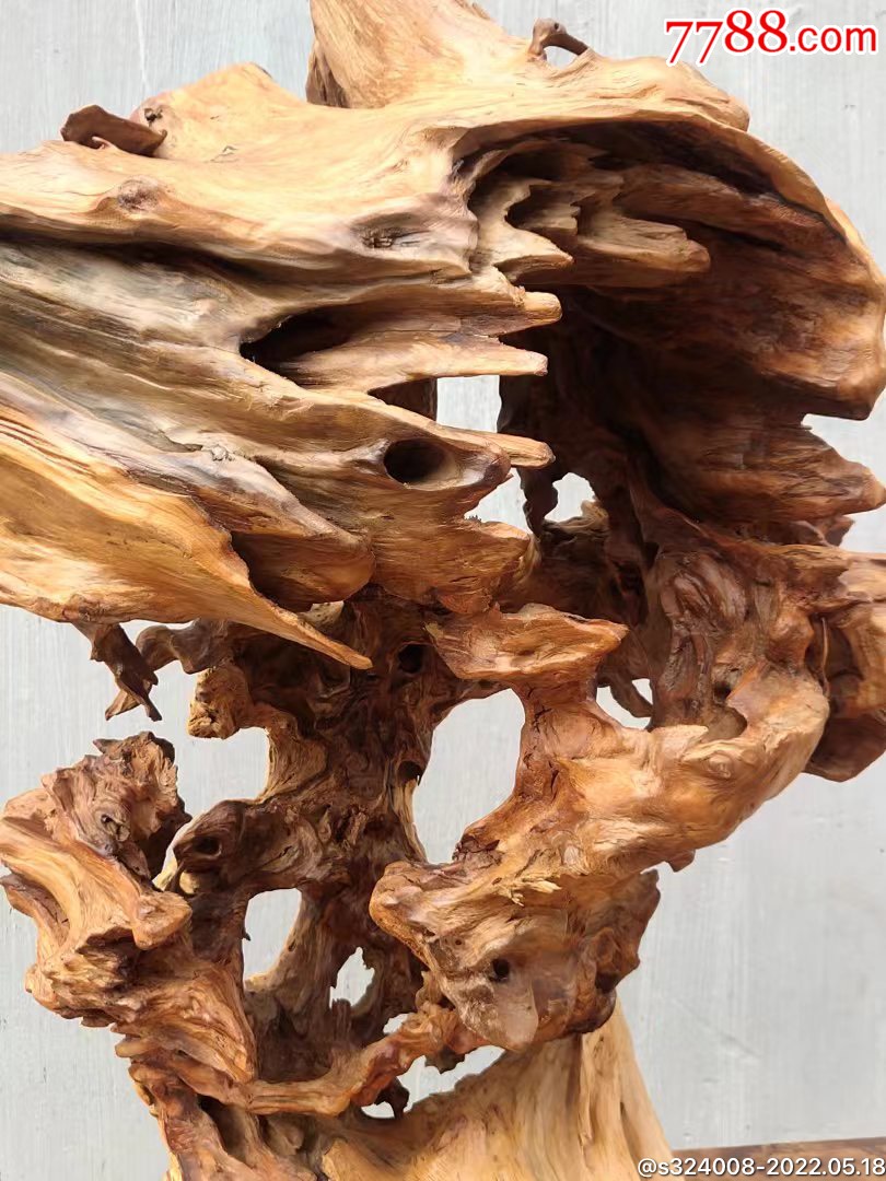 百年风化杉木摆件有淡淡的香味