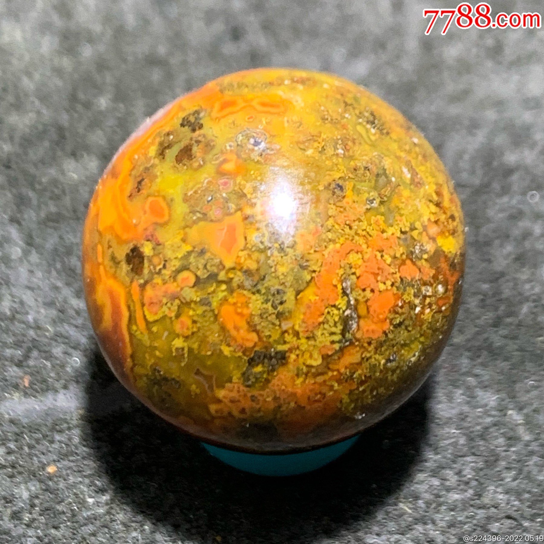 草花纹战国红玛瑙圆珠一颗