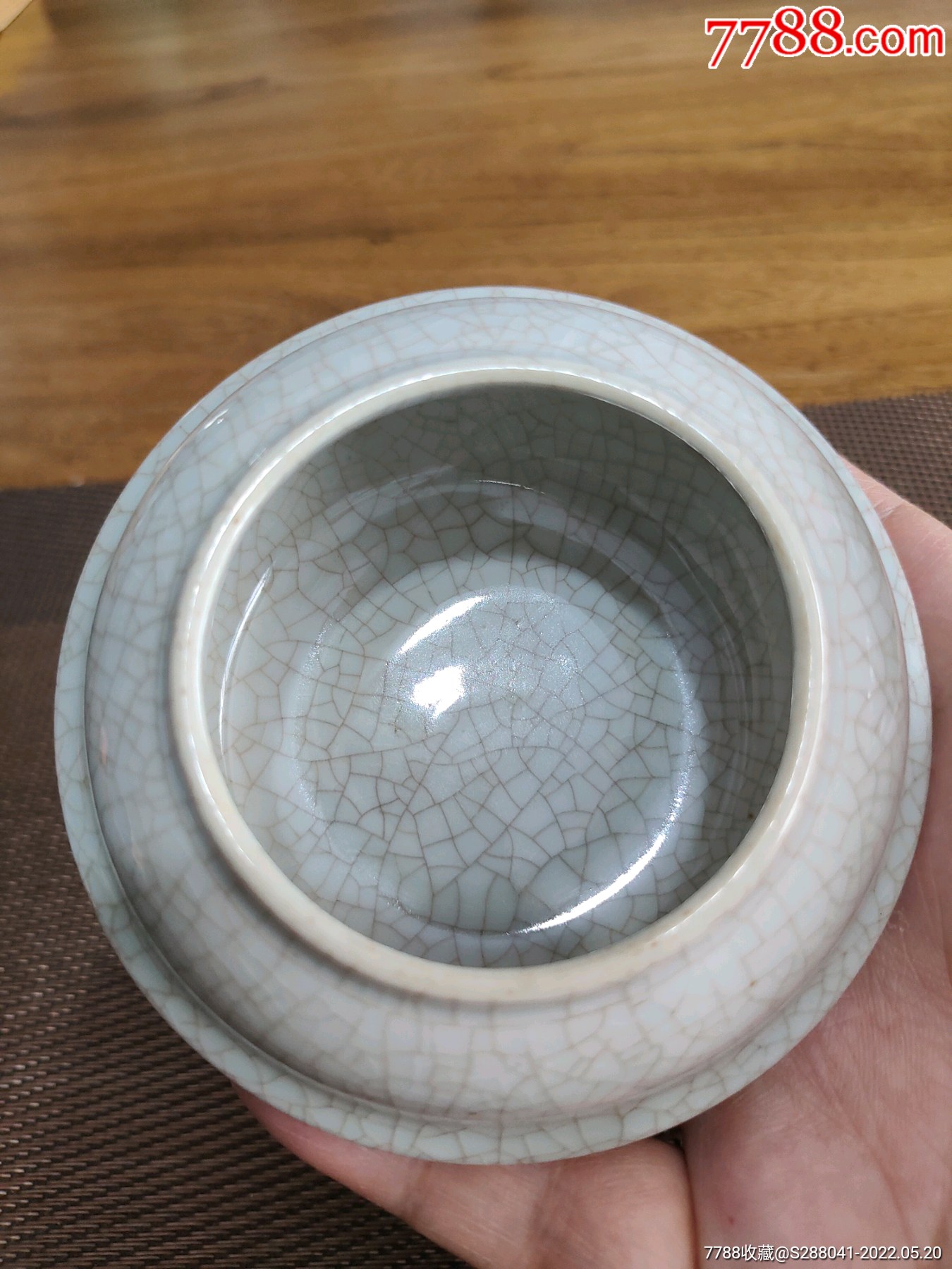哥窑水盂笔洗文房收藏品摆件高5厘米直径95厘米全美品有一处小棕眼器
