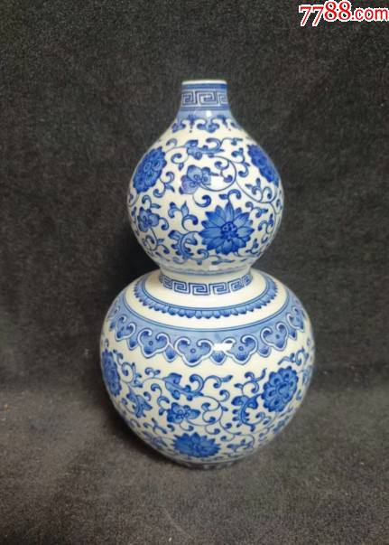 80年代老厂缠枝葫芦瓶_青花瓷_第1张_7788砚台收藏