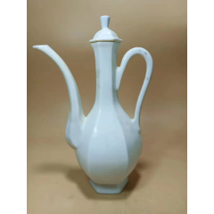  strong>白瓷执壶 /strong>_单色白瓷