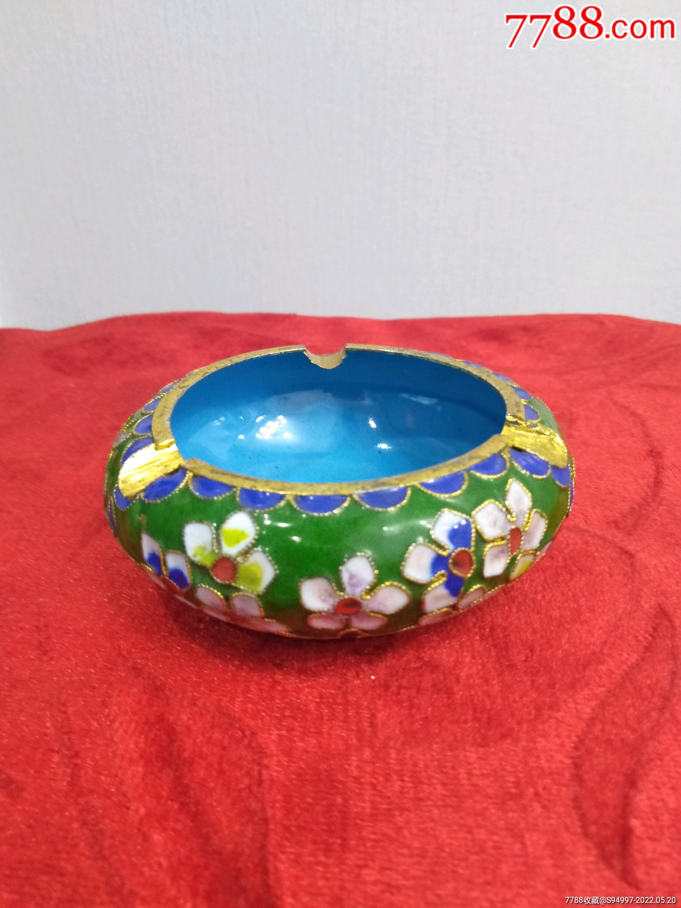 掐丝珐琅烟灰缸