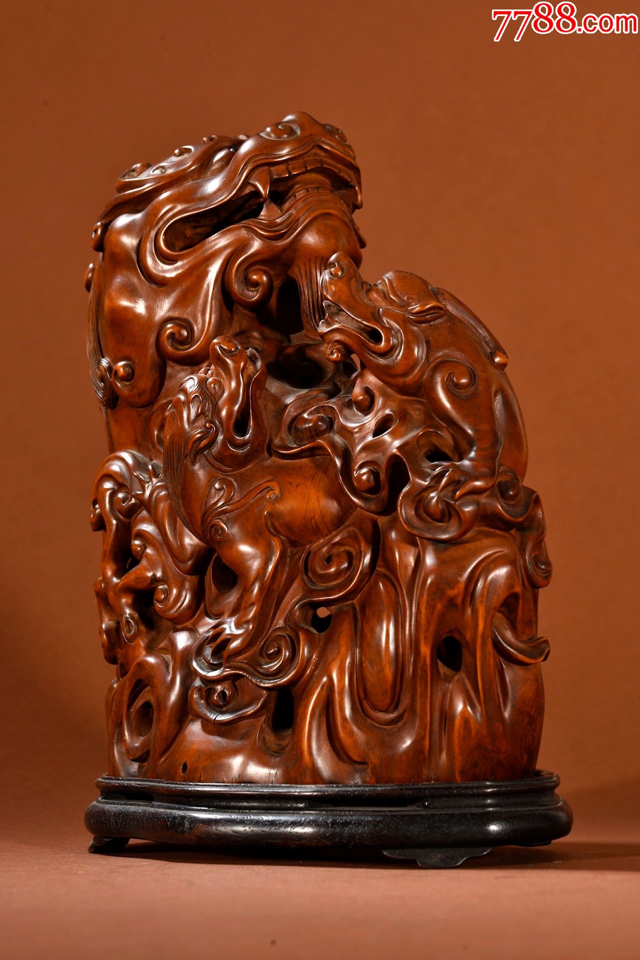 黄杨木瑞兽香薰摆件