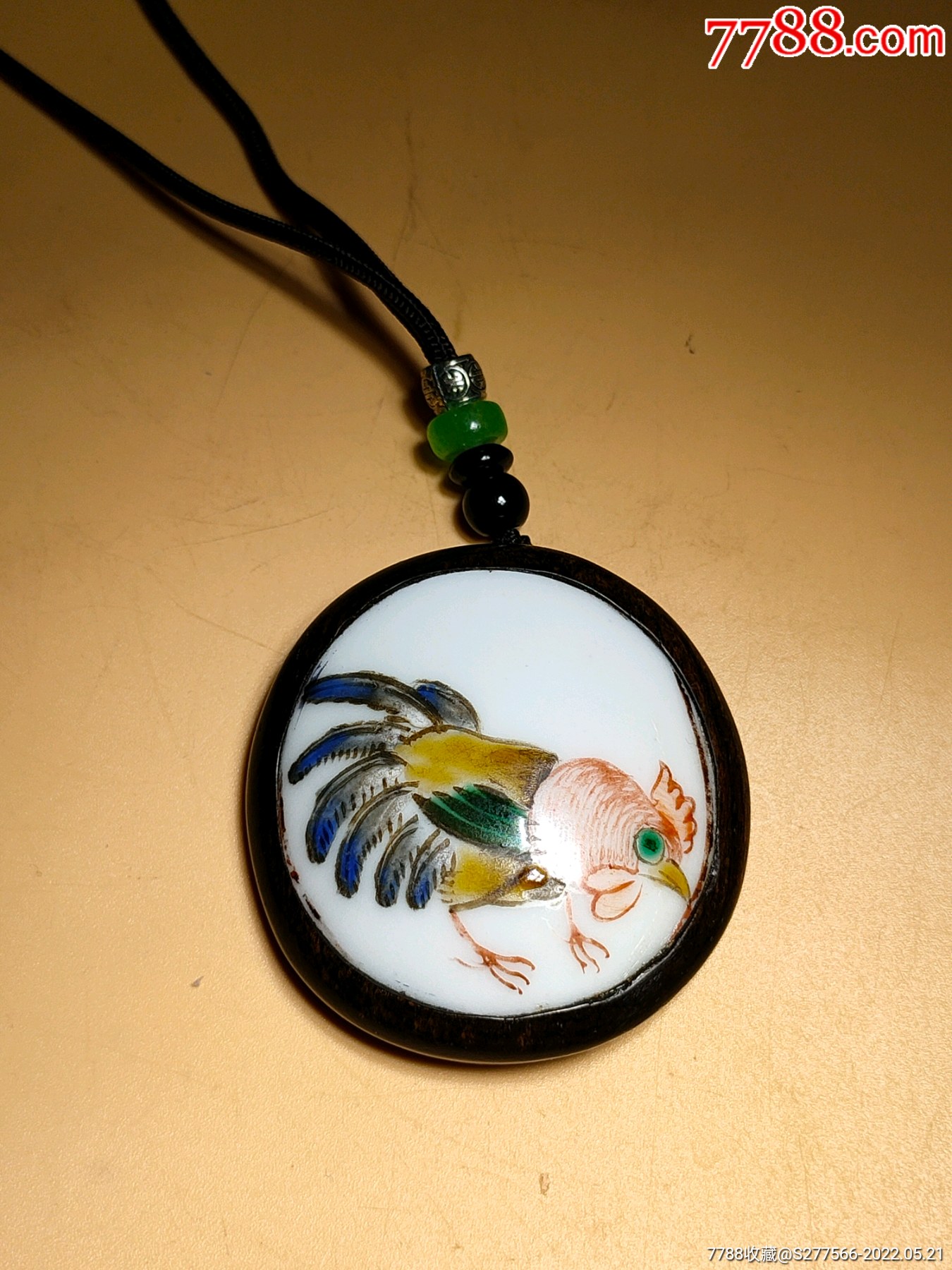 清代粉彩大吉大利雄鸡图瓷片镶嵌紫光檀挂牌