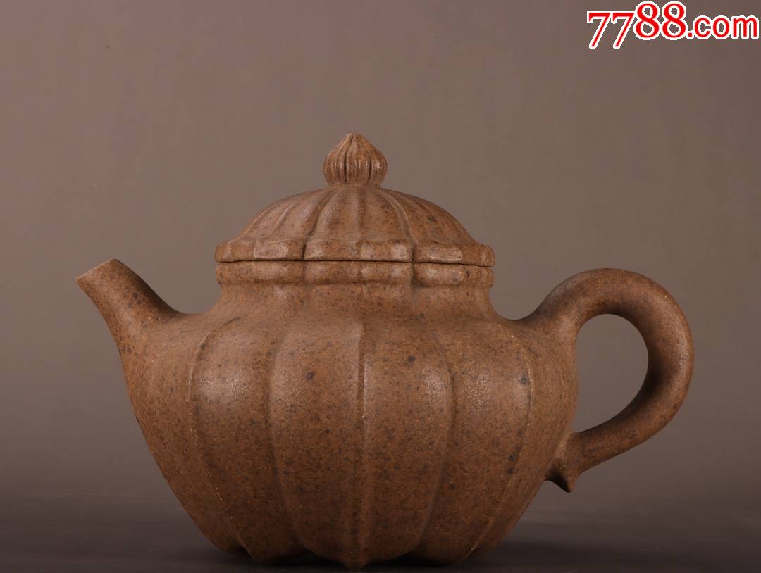 菊蕾筋纹紫砂壶