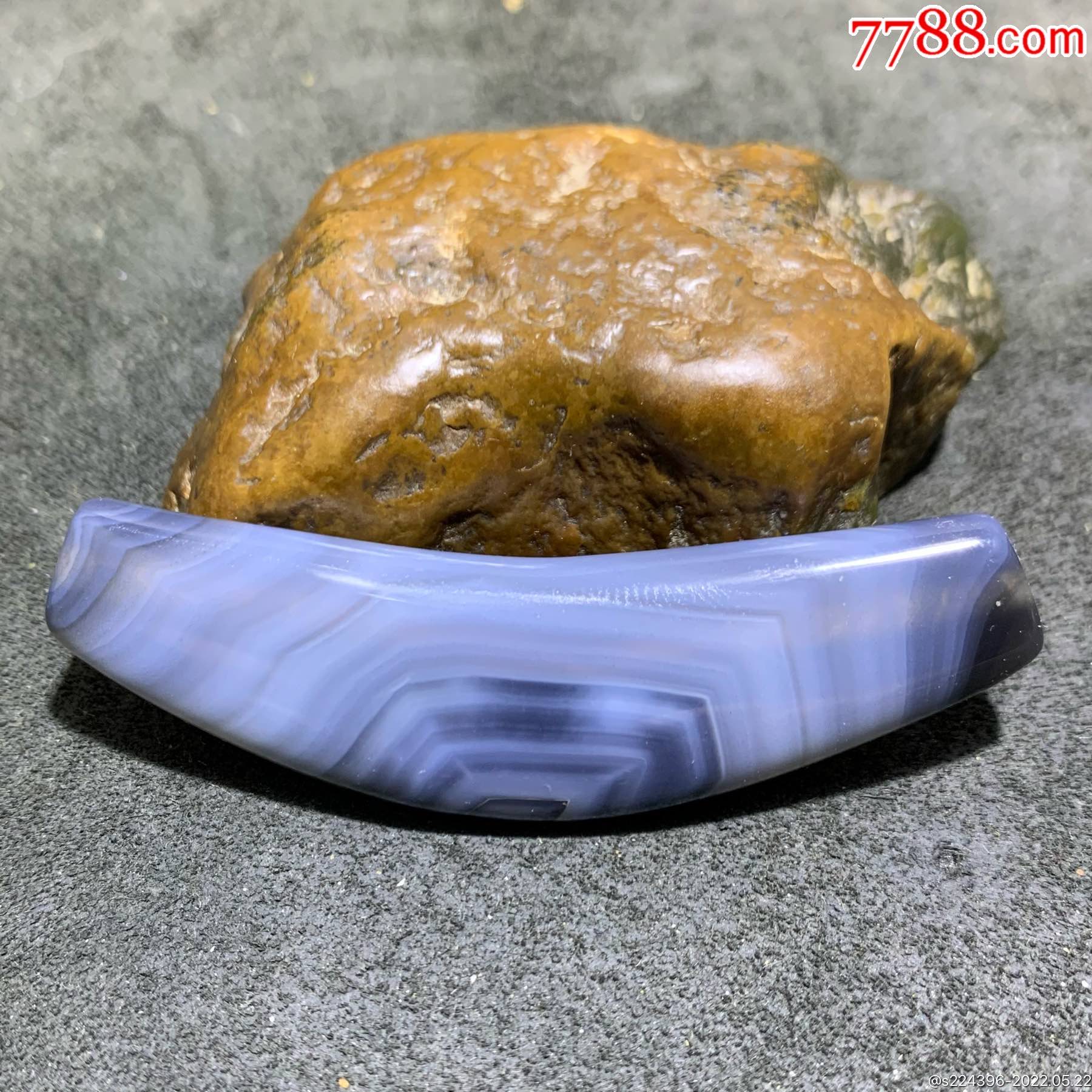 精美高玉化天眼纹缠丝玛瑙锁骨坠牛角珠一颗