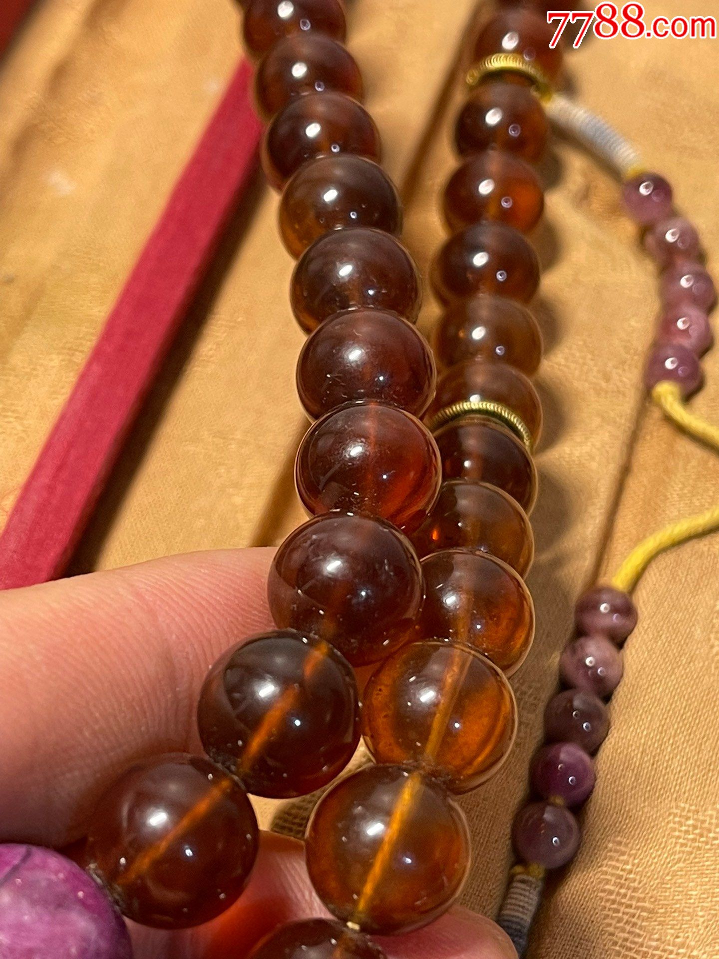 琥珀朝珠