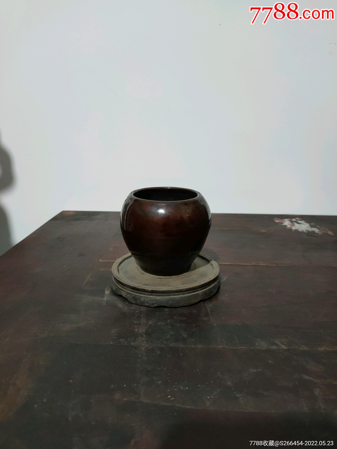 清代紫金釉小罐