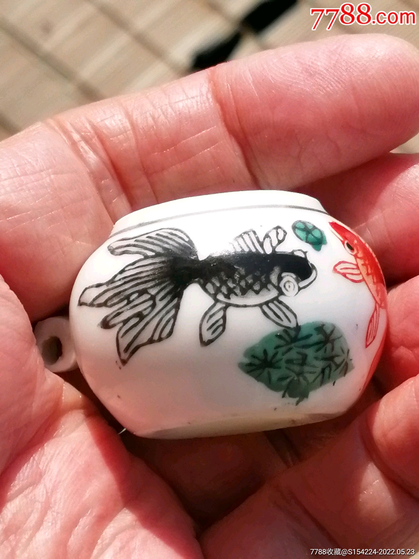 备注:清代手绘釉上彩三彩金鱼(金玉满堂)鸟食罐,全品包老,景德镇窑,器