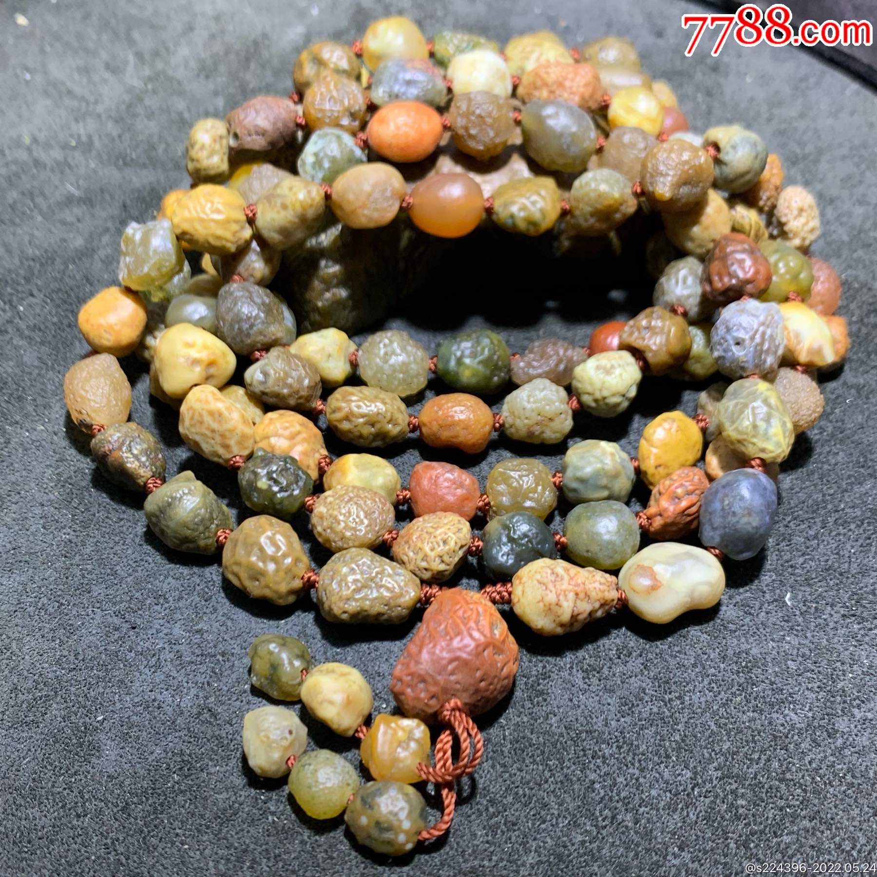 精美戈壁筋脉玛瑙老料原石108项链一条