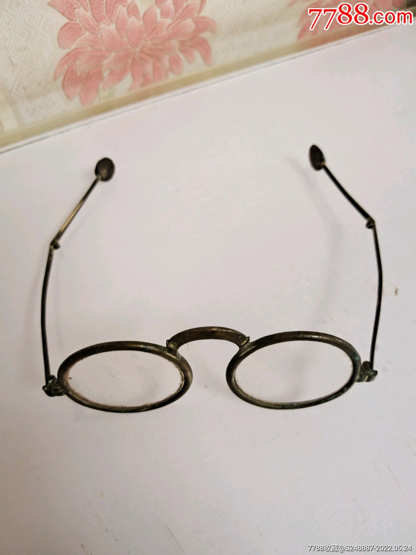 镜片直径4厘米简介:古董眼镜,     