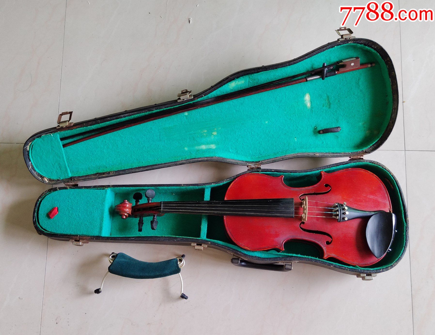 百灵老小提琴