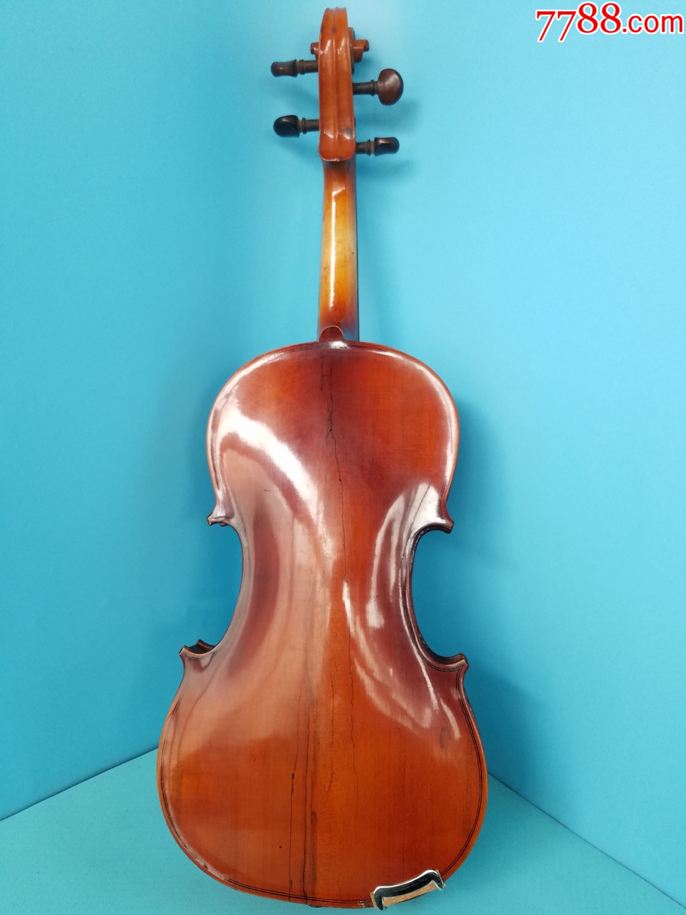 老百灵44小提琴漆面光亮原盒原装面板有松香陈垢