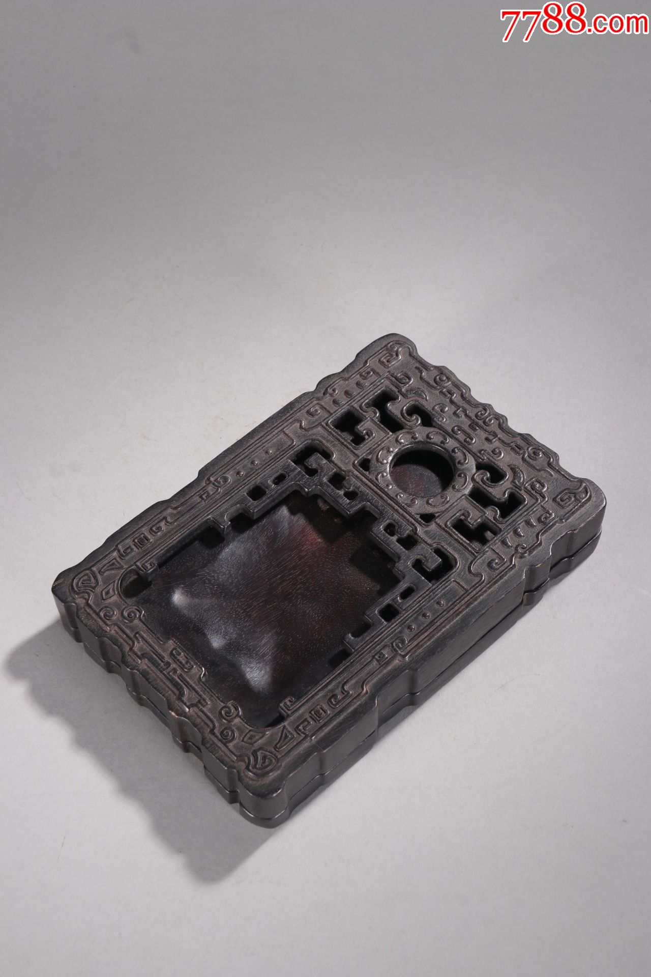 梁诗正款小叶紫檀木镂空文房砚