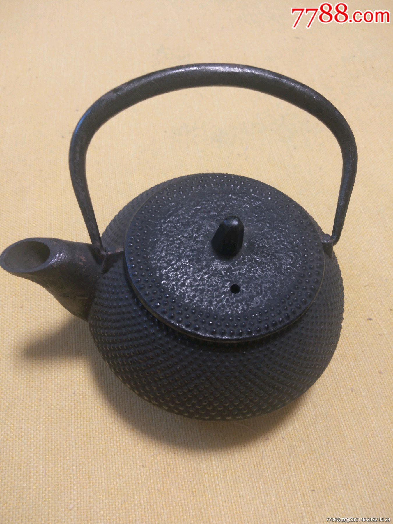 日本南部岩铸铁壶