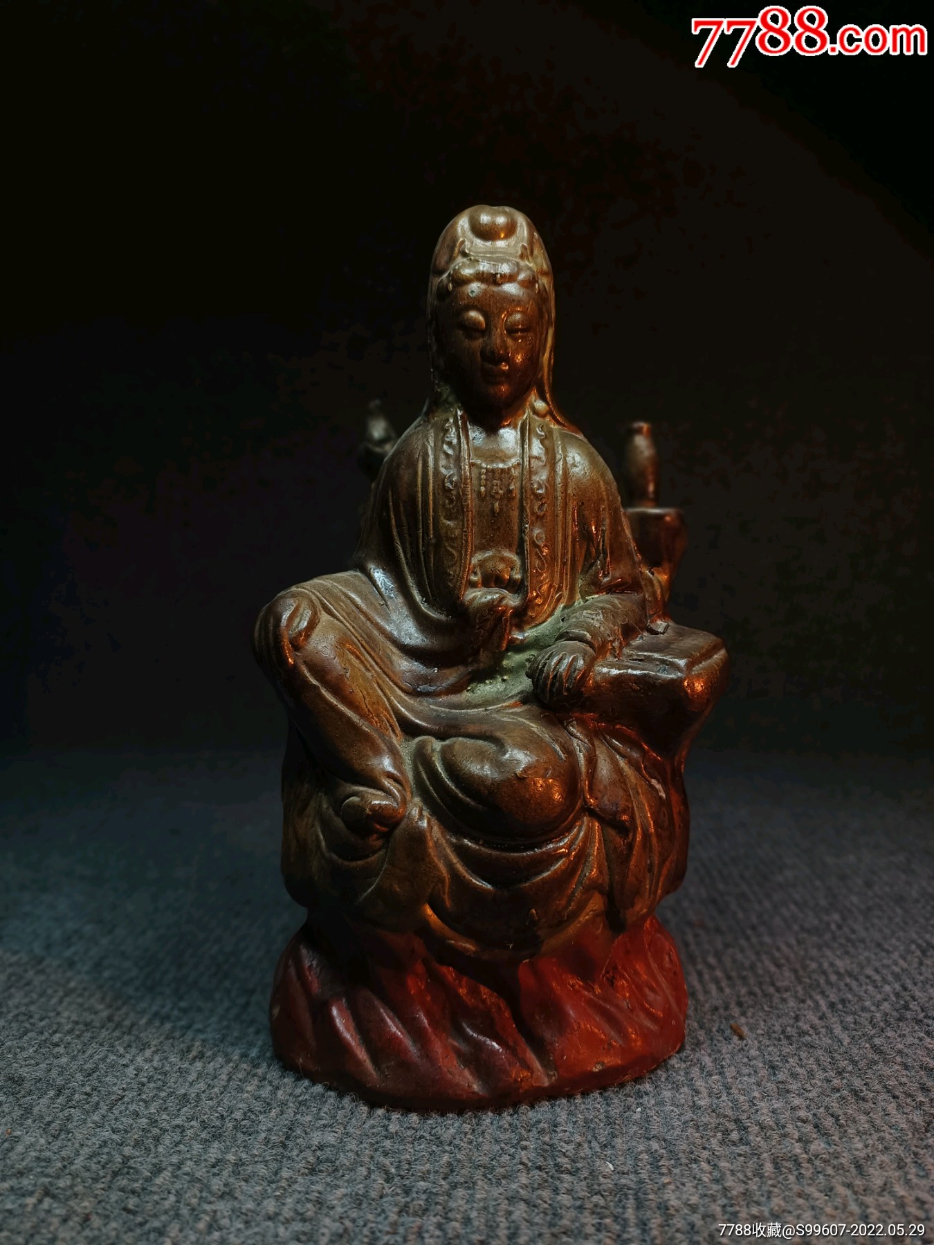 老佛像老泥塑自在观音菩萨