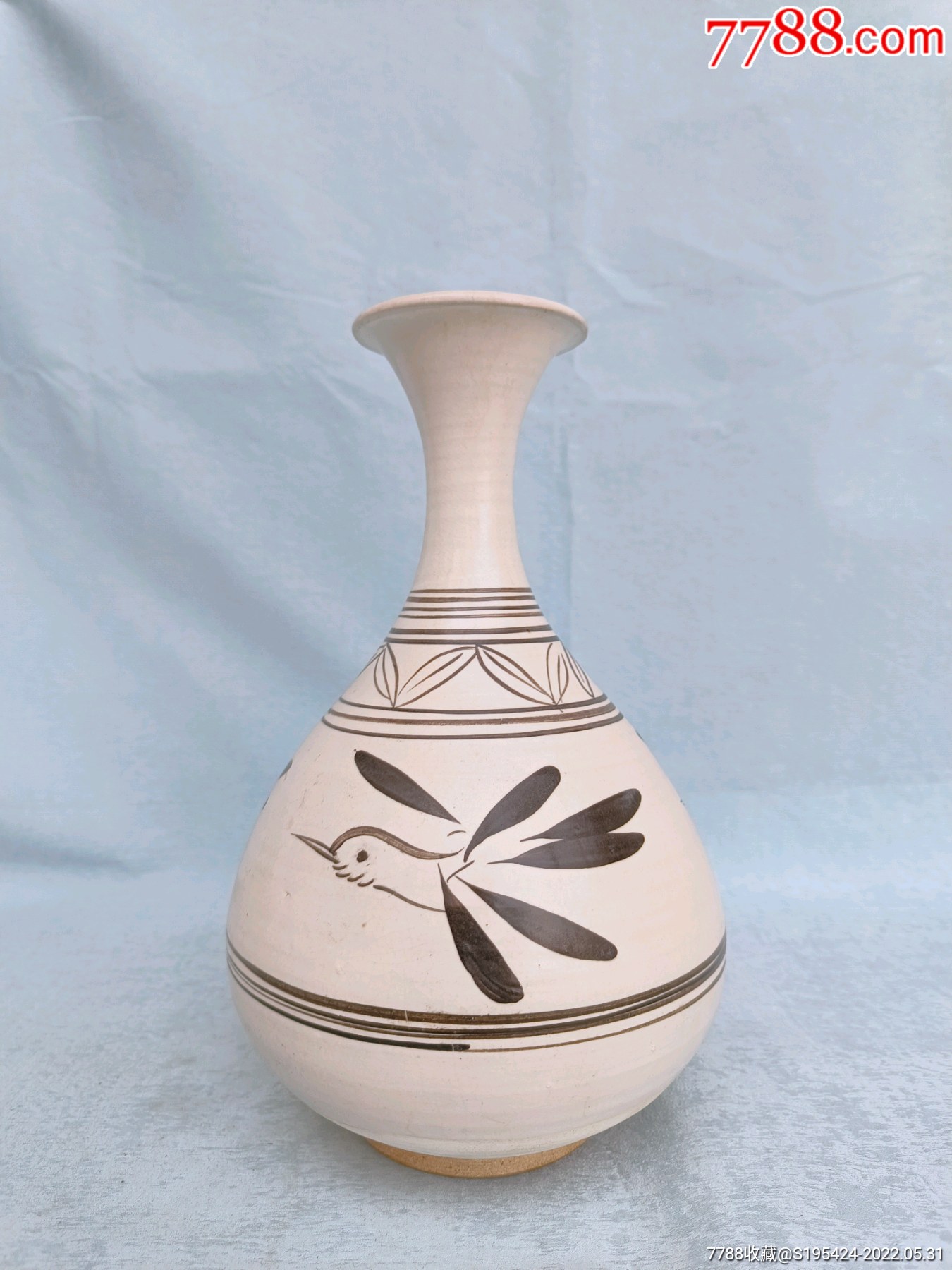 磁州系介休窑白地黑花玉壶春