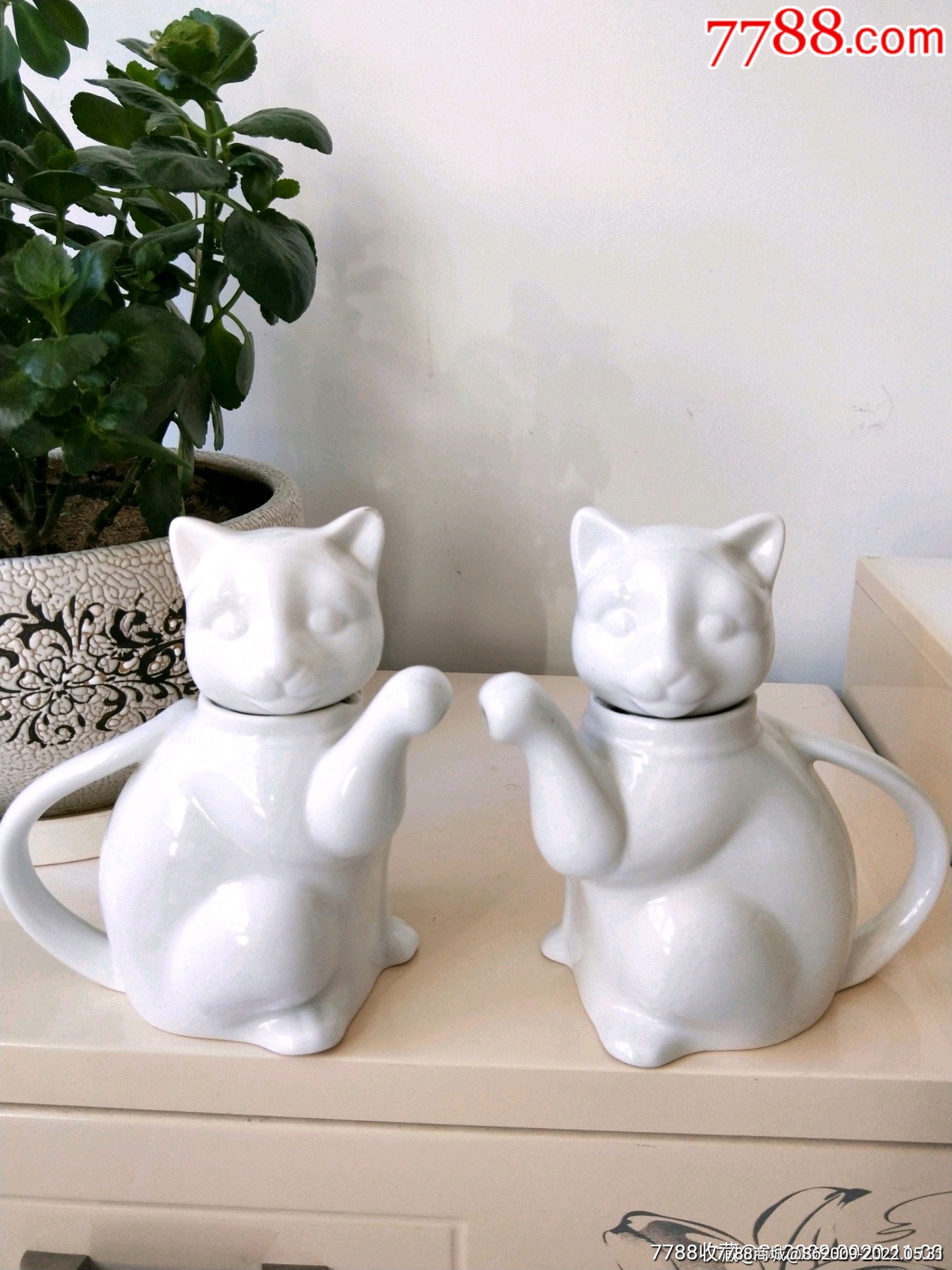 文革时期厚胎白釉猫壶一对-价格:208元-se87416745-单色白瓷-零售