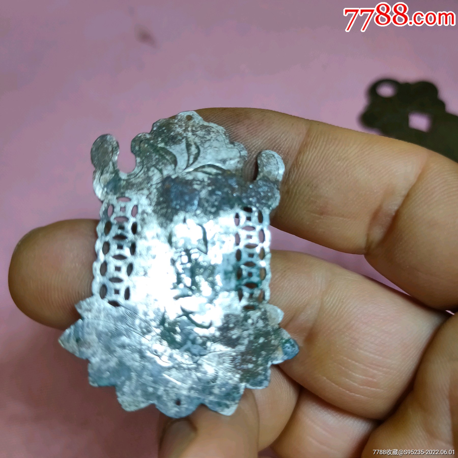 一块漂亮的亭子型一心念佛银挂件-价格:180元-se87429499-其他银器