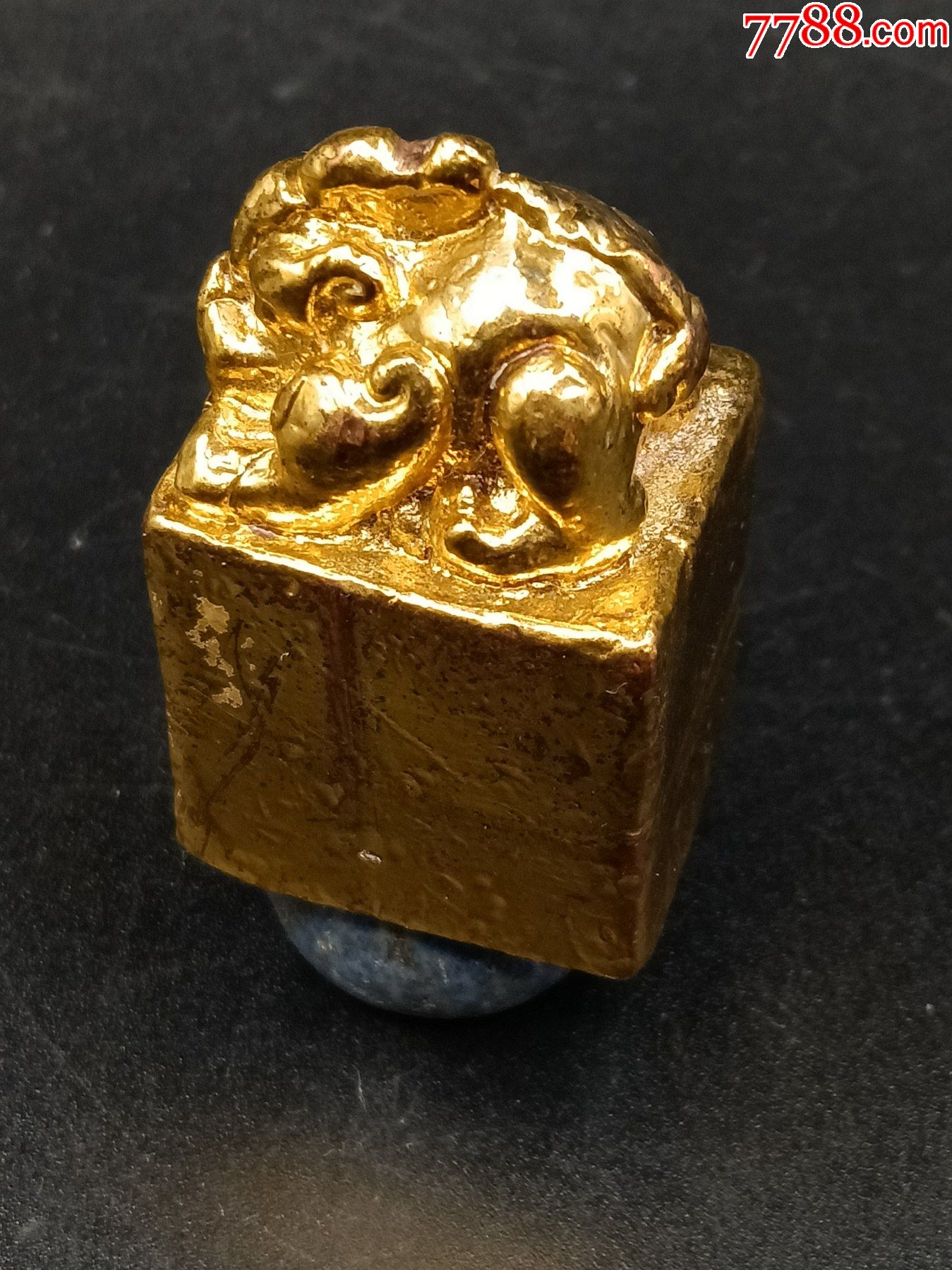 铜鎏金龙纽印章