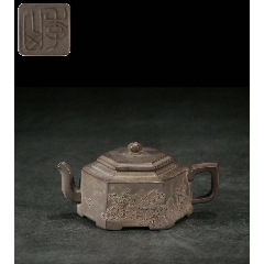 【季山】款紫砂山水房屋风景六方壶