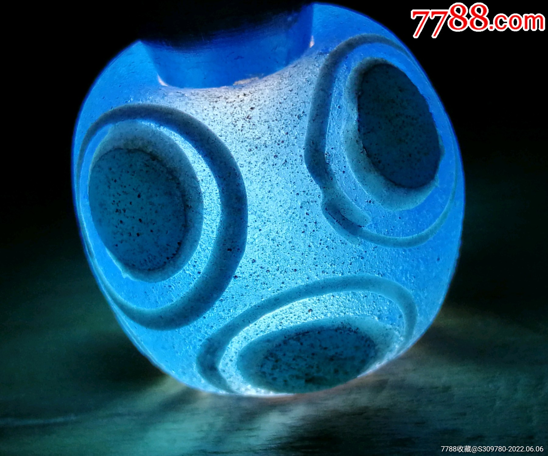 超大的一颗清代或者民国仿战国的蜻蜓眼的蓝色老琉璃珠子_价格98元_第