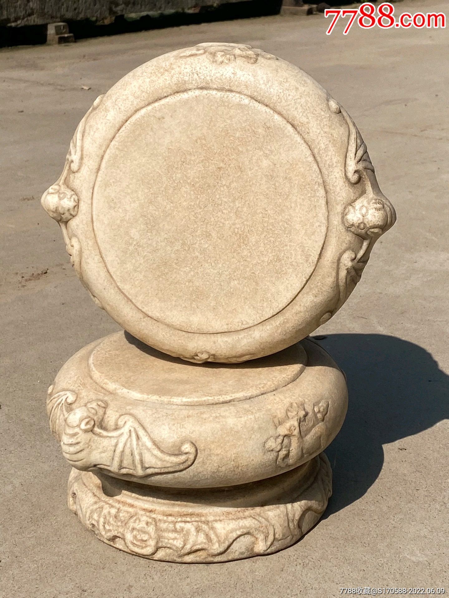 汉白玉石小石鼓一对造形别致石质温润清新五福临门寓意极好也可做花架