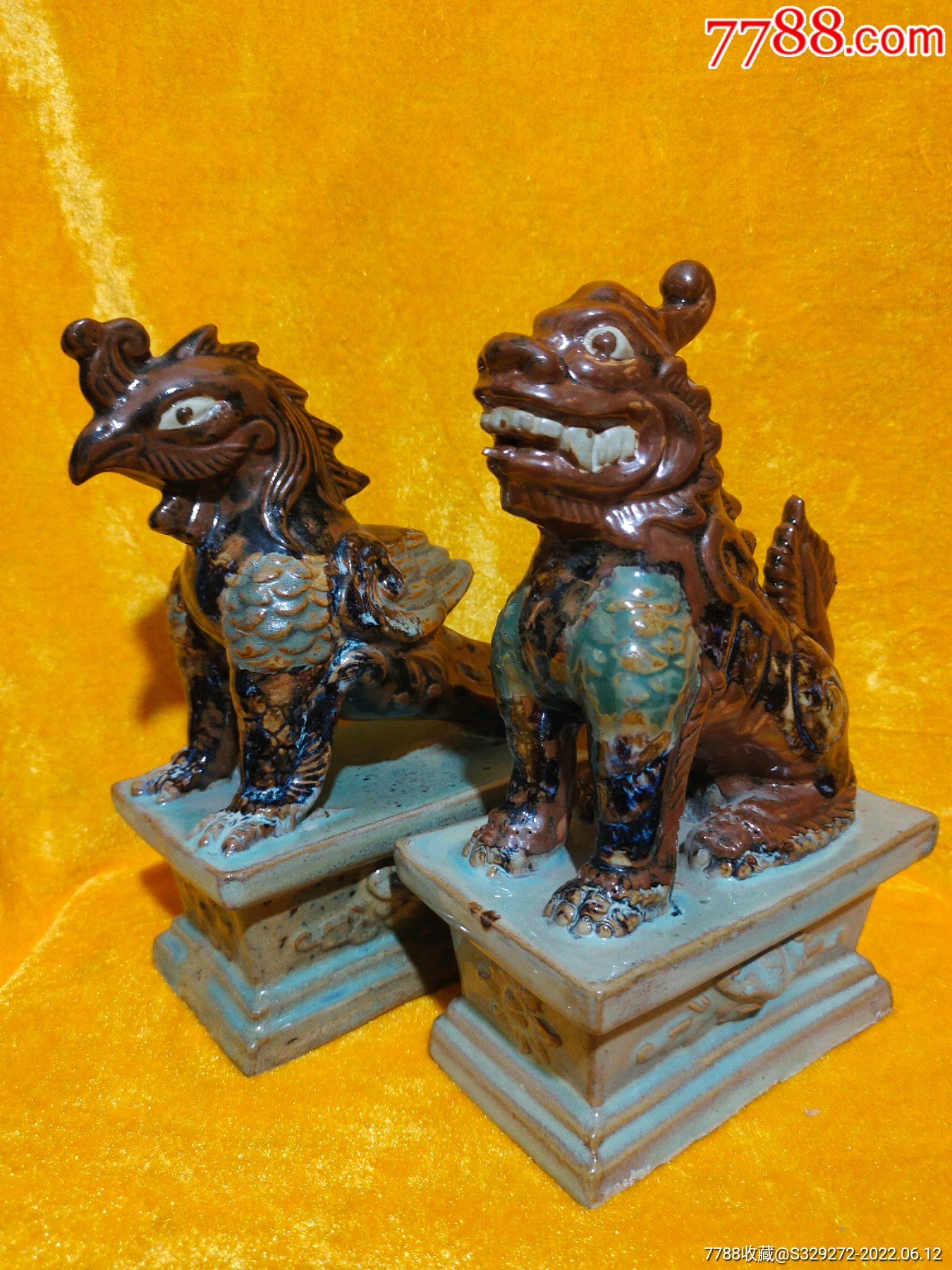 文革石湾窑镇宅瑞兽一对摆件