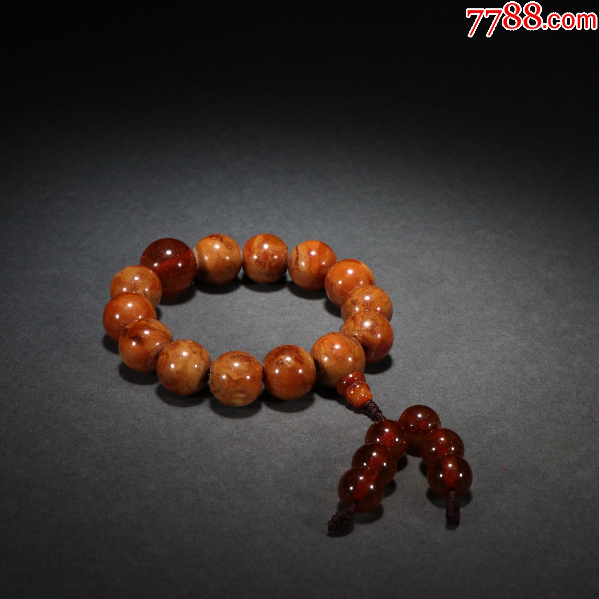 蜜蜡配琥珀手串