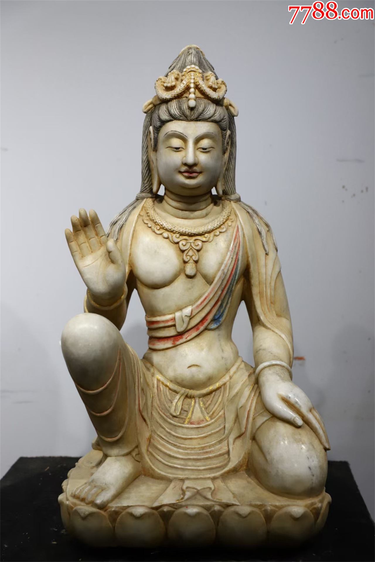 精美汉白玉彩绘女像坐观音像