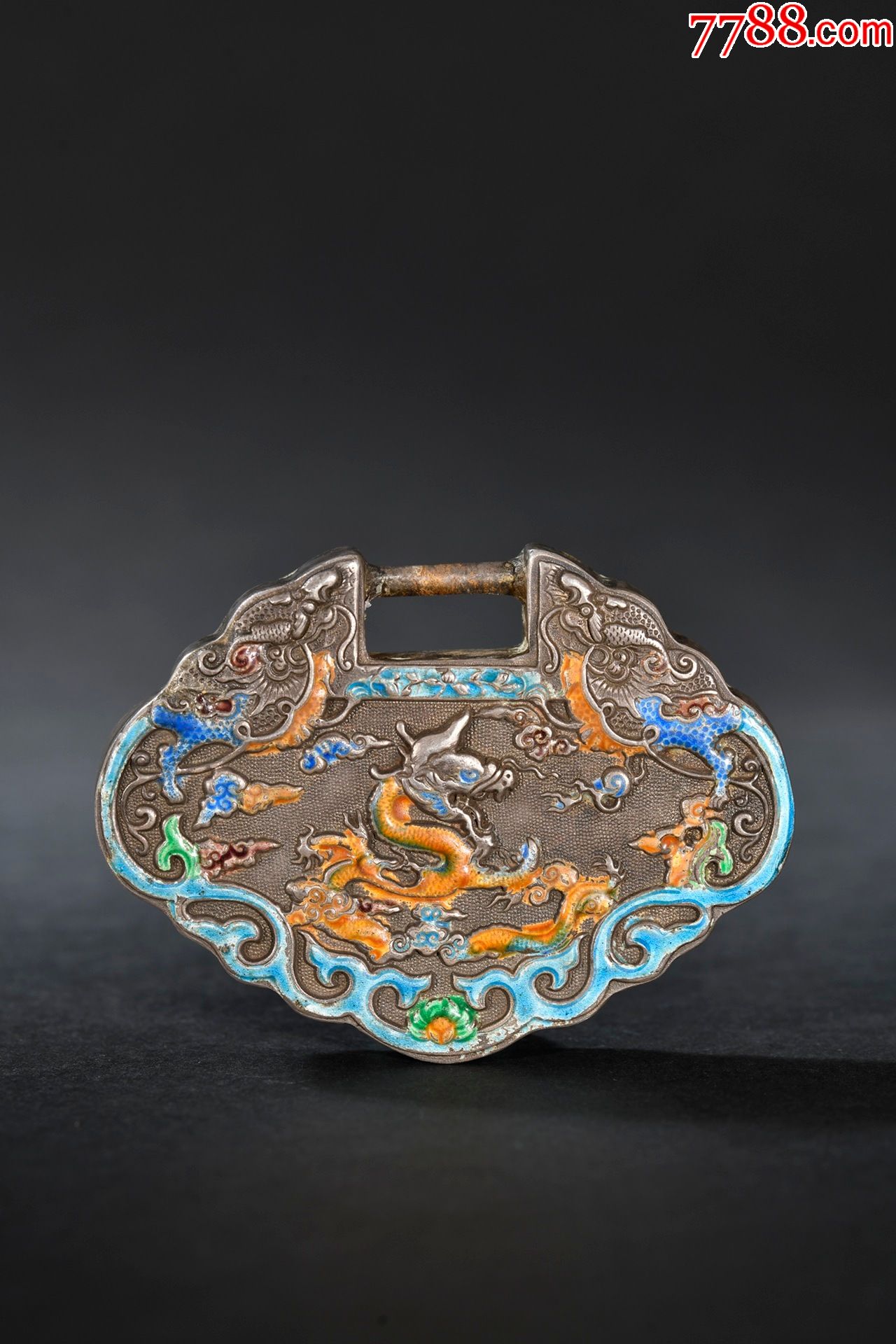 纯银烧蓝云龙纹平安锁